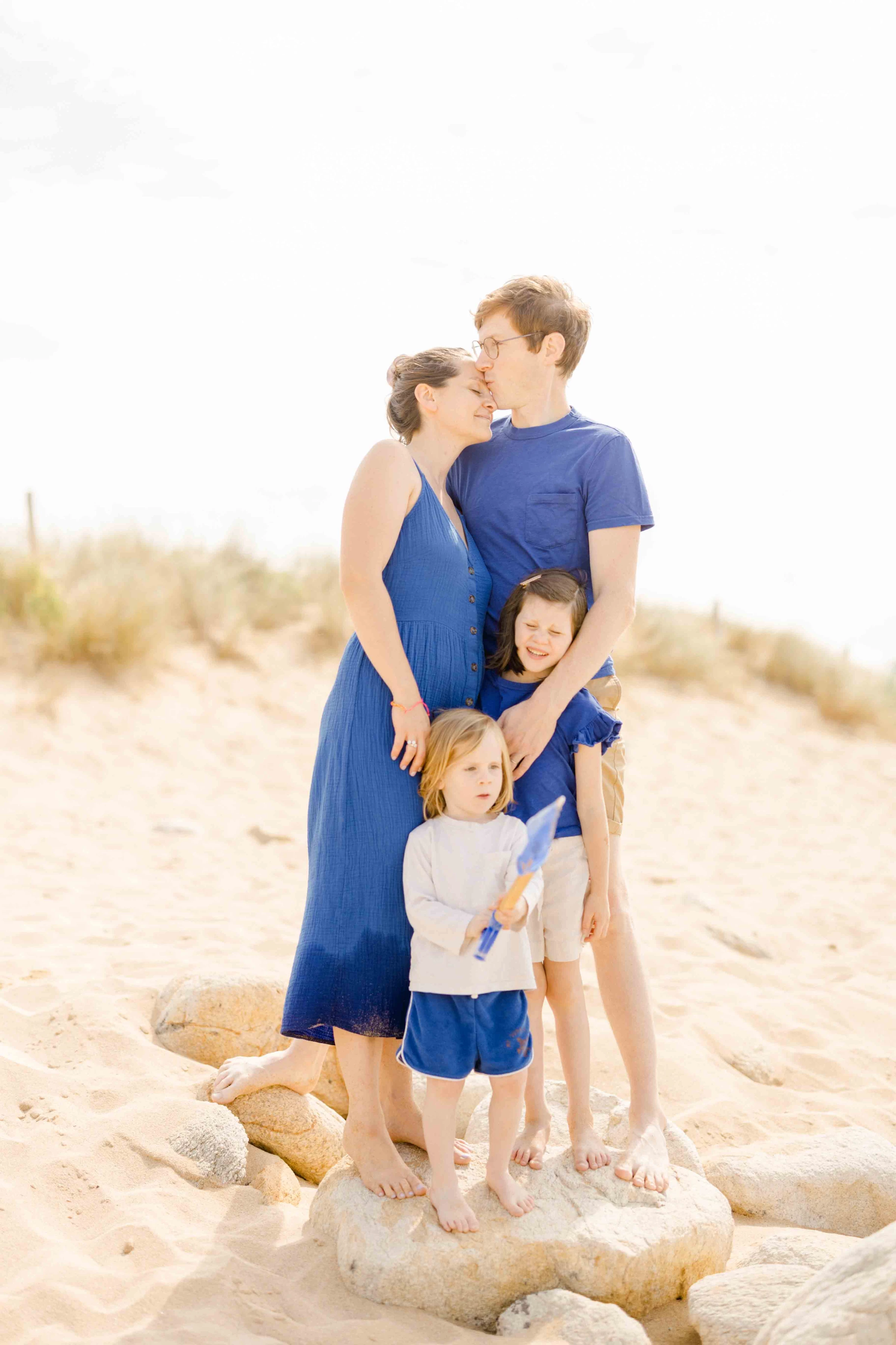 bonheur main sourire robe événement